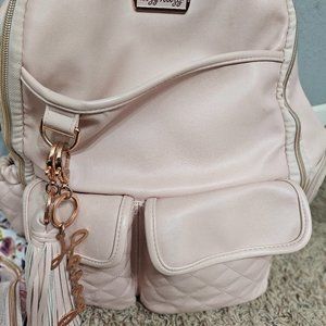 Itzy ritzy blush and floral bundle